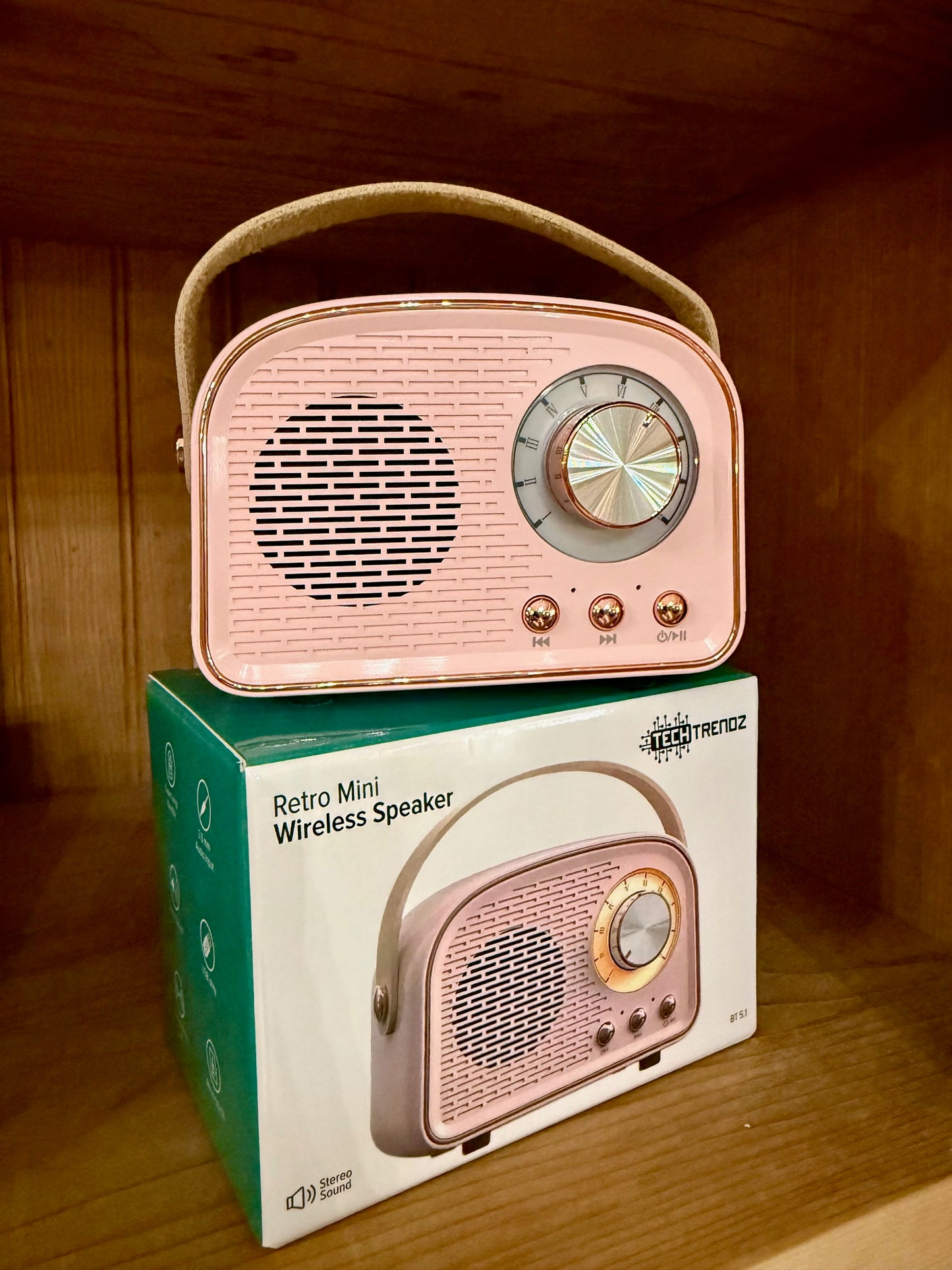 Round Vintage Radio